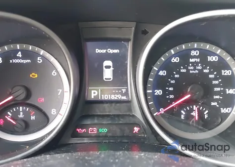 2016 Hyundai Santa Fe Sport 2.4L z USA, uszkodzony, nr VIN 5XYZTDLB8GG340407